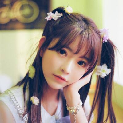 美方向伊朗提出和谈方案，国际油价震荡，黄金、白银上涨